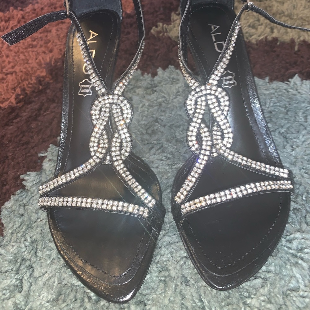 Aldo - Picture 2 of 4